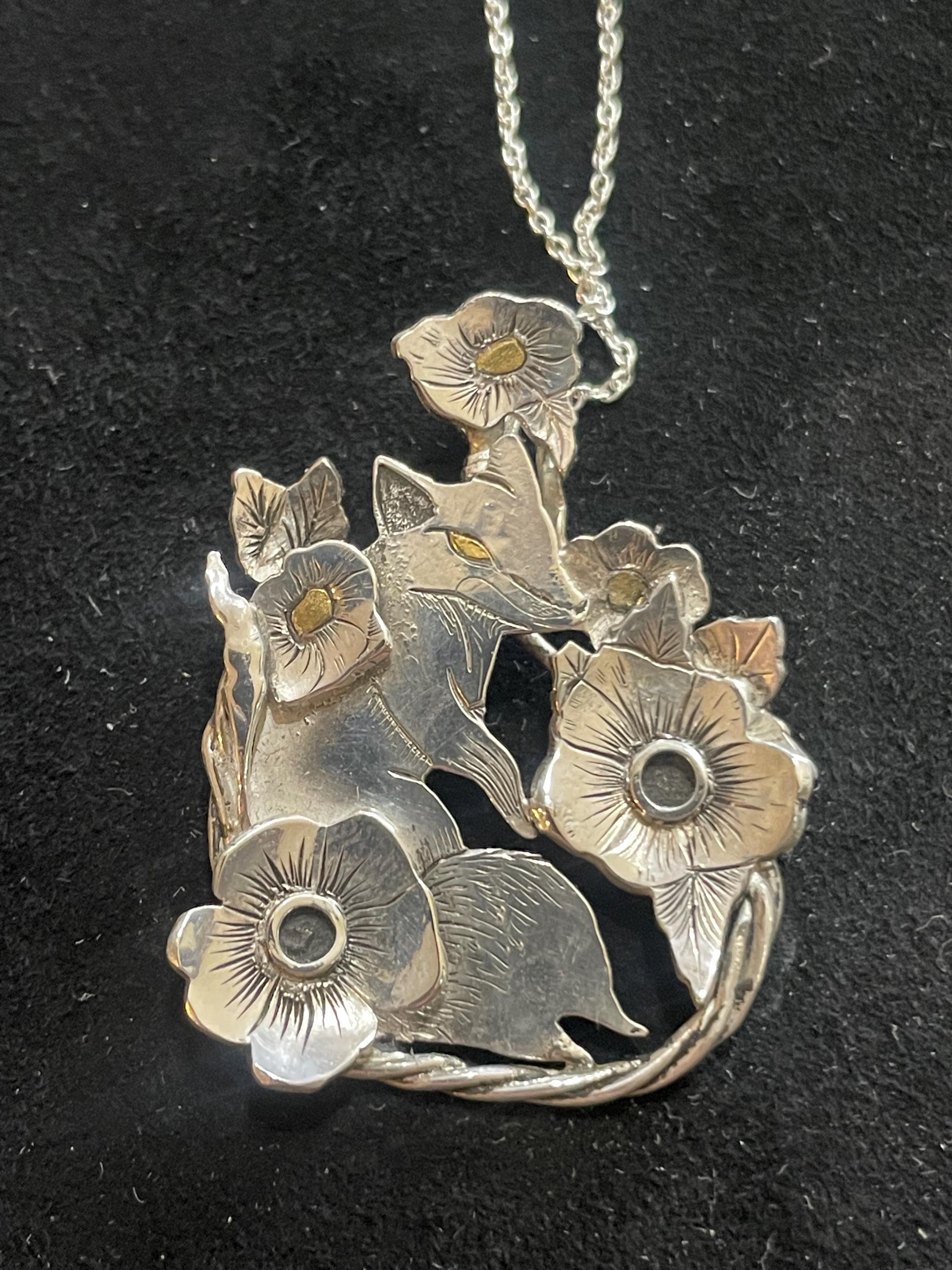Floral Respite- Argentium Silver Fox Sculpture Pendant With Gold Inlay